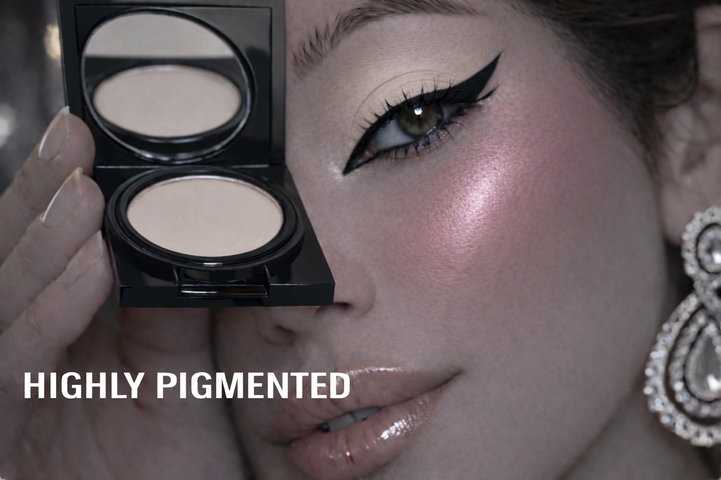 Eyeshadow 261 Pebbles (Blak Packaging)
