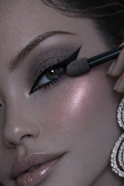 Eyeshadow 642 Morphine (Blak Packaging)