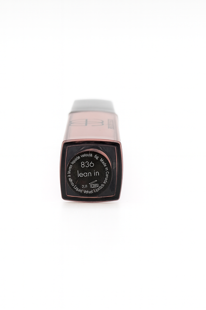 Lipstick 836 Lean In Matte Liquid
