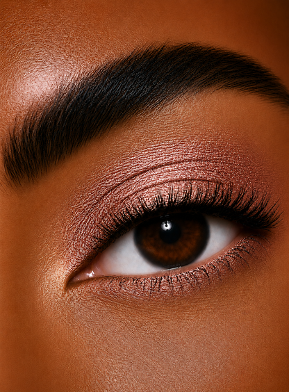 Eyeshadow 675 Copper Embers (Blak Packaging)