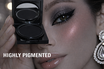 Eyeshadow 595 Blackest Black (Blak Packaging)