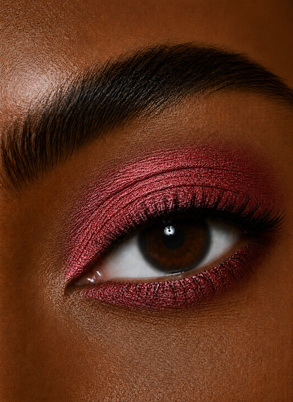 Eyeshadow 671 Cardinal (Blak Packaging)