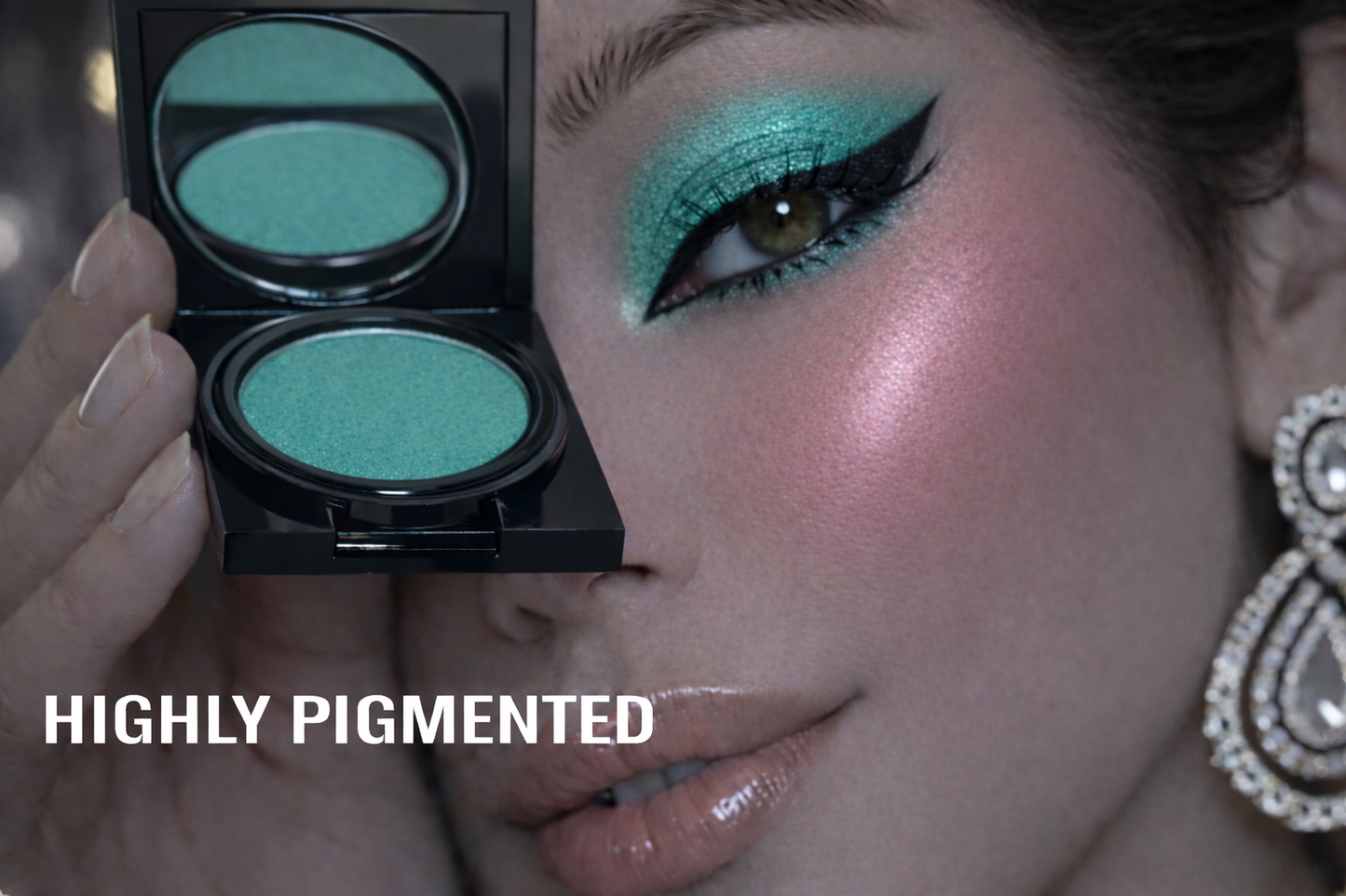 Eyeshadow 618 Sea Mist (Blak Packaging)