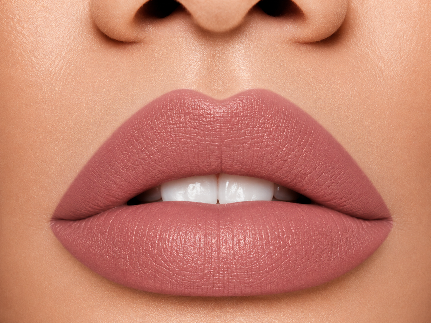 Lipstick 337 Plush Smooth & Creamy