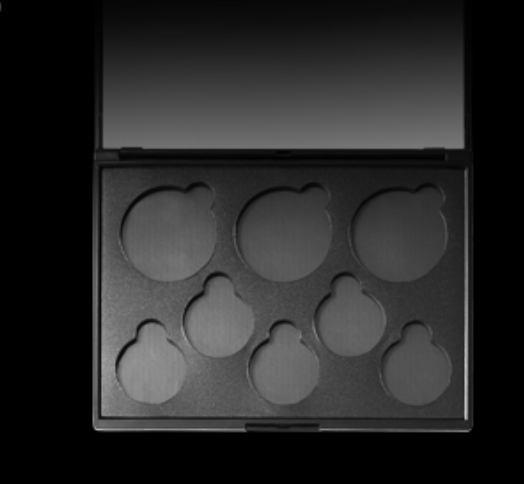 8 Well Empty Eyeshadow Palette With Applicator