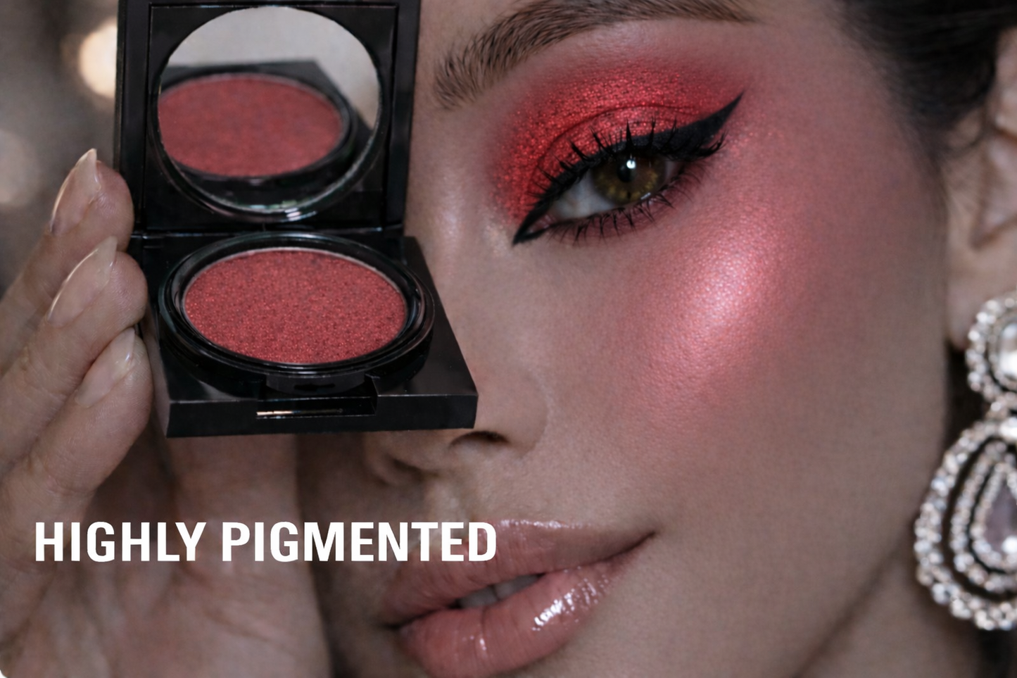 Eyeshadow 671 Cardinal (Blak Packaging)