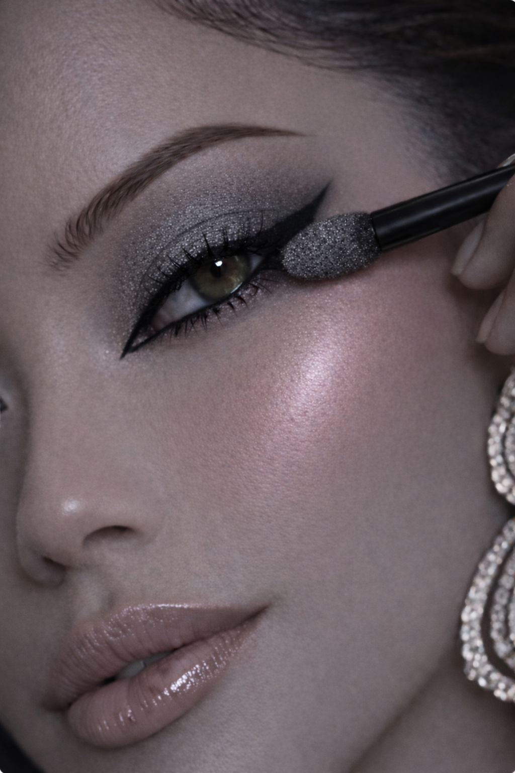 Eyeshadow 642 Deep Taupe (Blak Packaging)