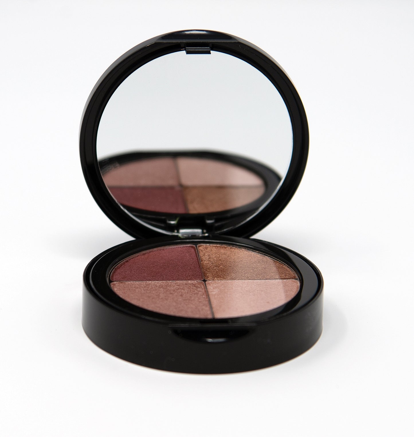 Blush Quad Shadow Quattro (Blak Packaging)